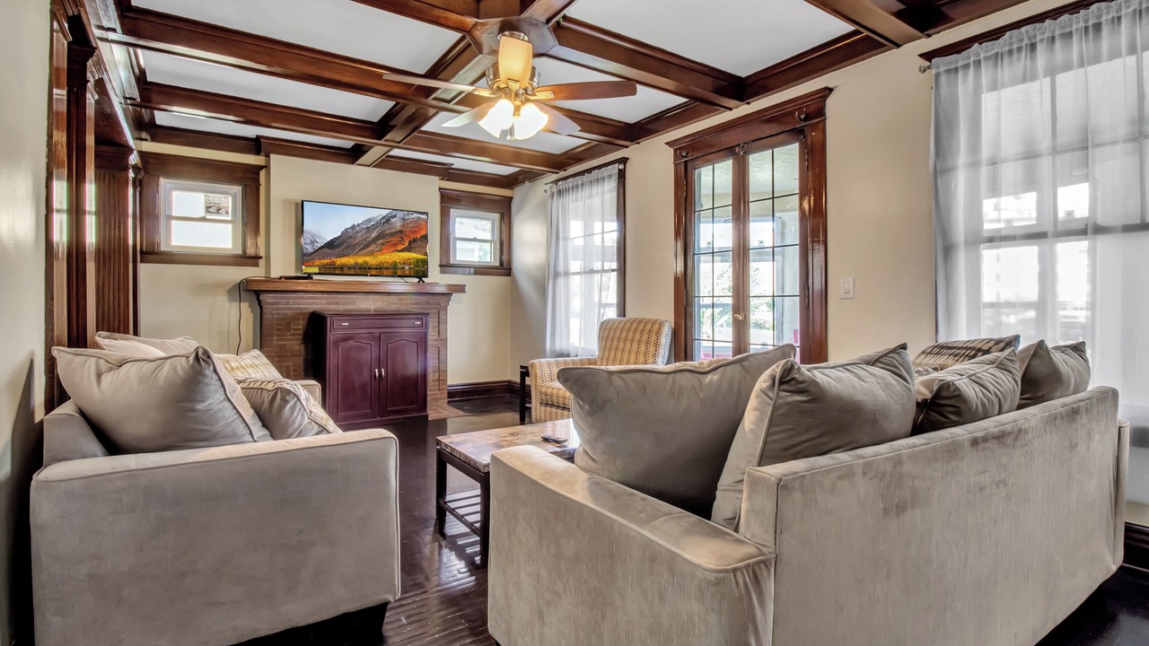 Photo of Livingroom in North Buffalo