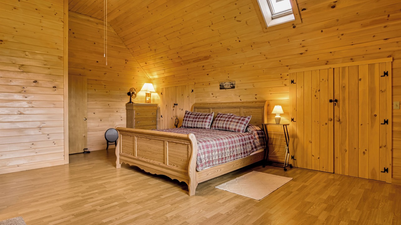 Photo of Bedroom in East Central Franklin