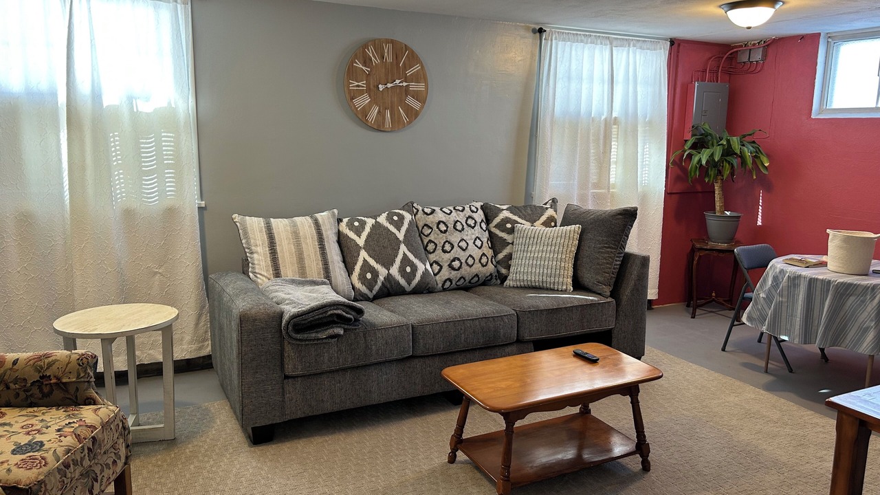 Photo of Livingroom in Warren South