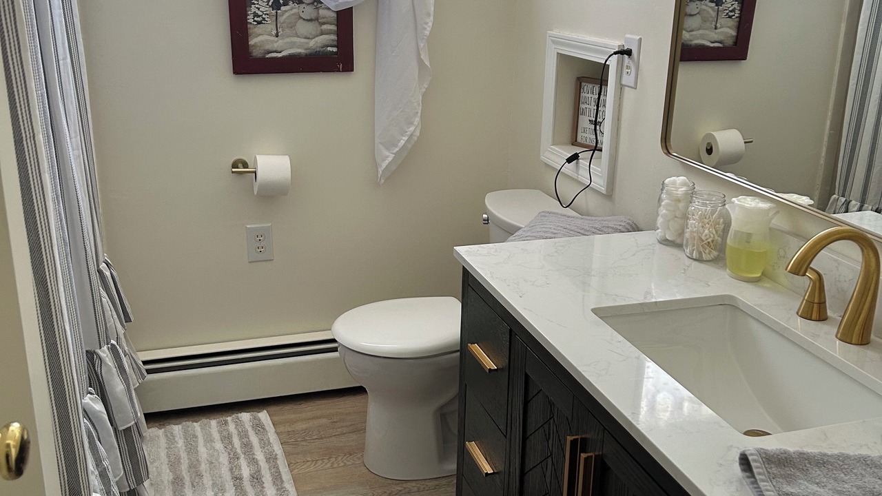 Photo of Bathroom in Warren South