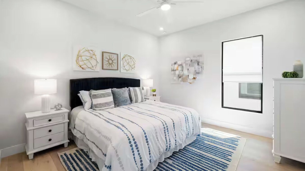 Photo of Bedroom in Naples Park