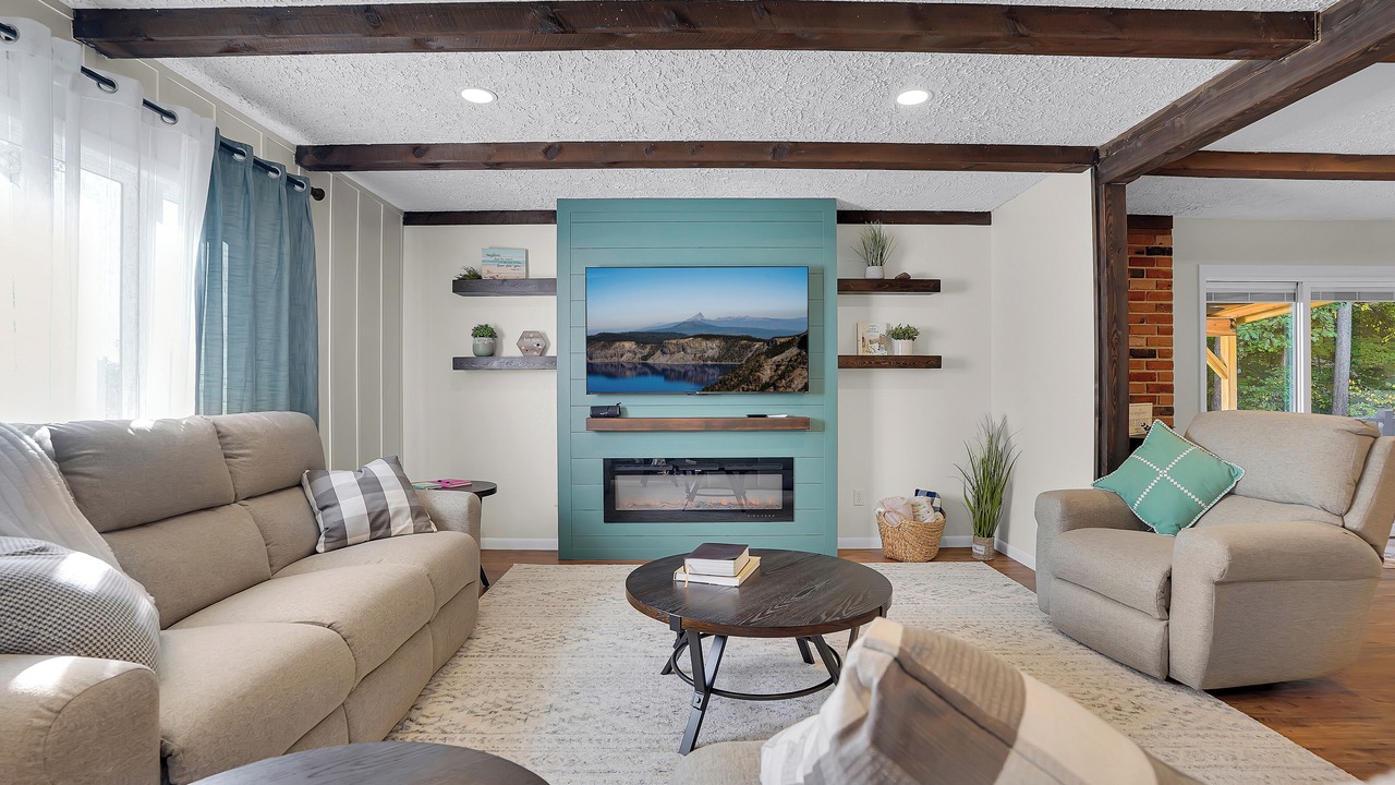 Photo of Bedroom in Lake City