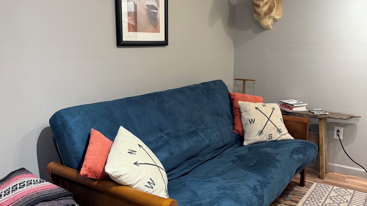 Photo of Livingroom in Edinboro