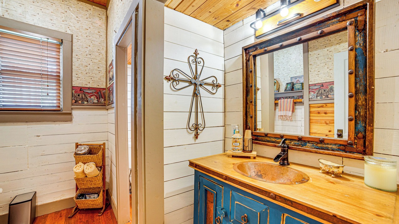 Photo of Bathroom in Winnsboro