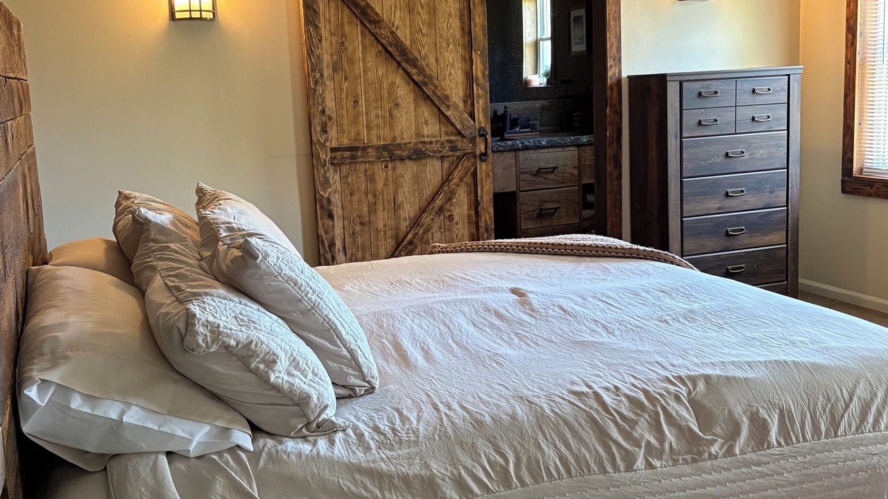 Photo of Bedroom in Elk Creek Township