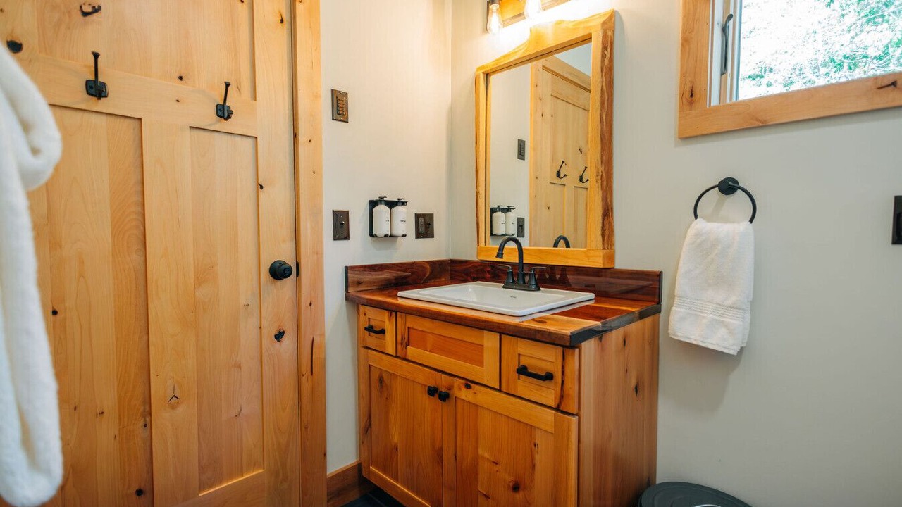 Photo of Bathroom in Ellsworth