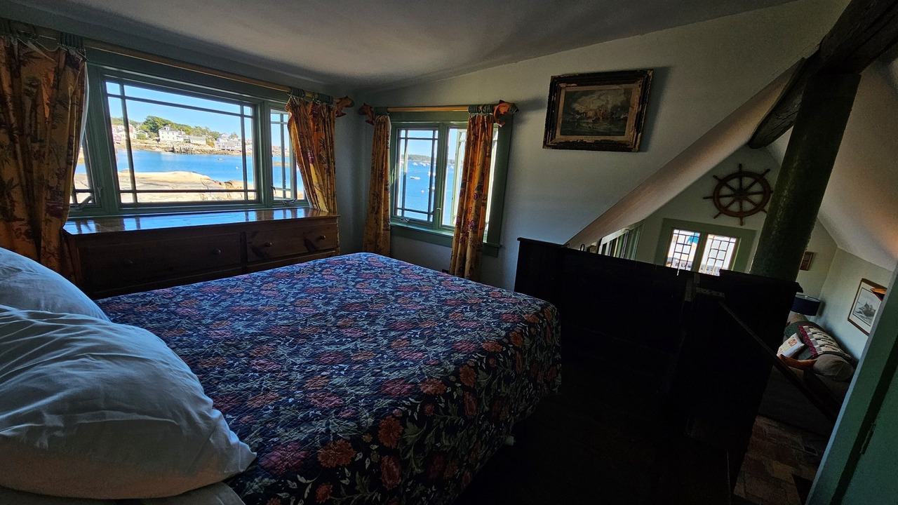 Photo of Bedroom in Stonington