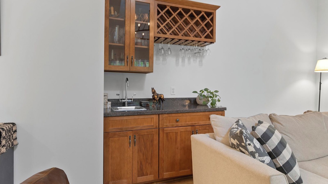 Photo of Livingroom in Greenfield Center