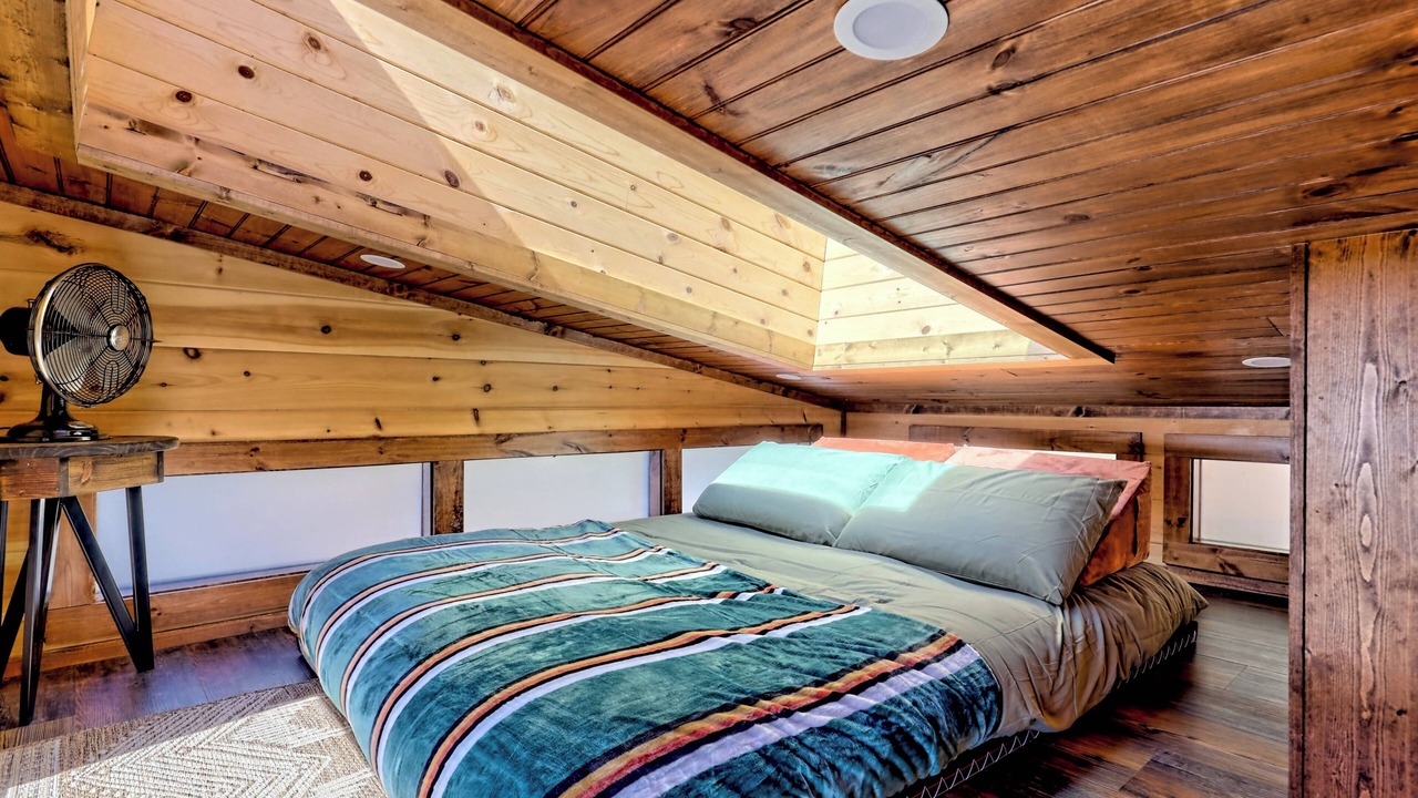 Photo of Bedroom in Hayesville