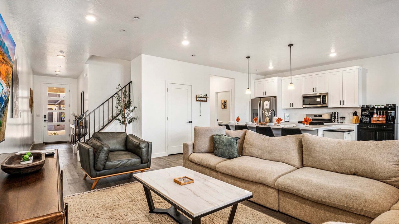 Photo of Livingroom in St. George