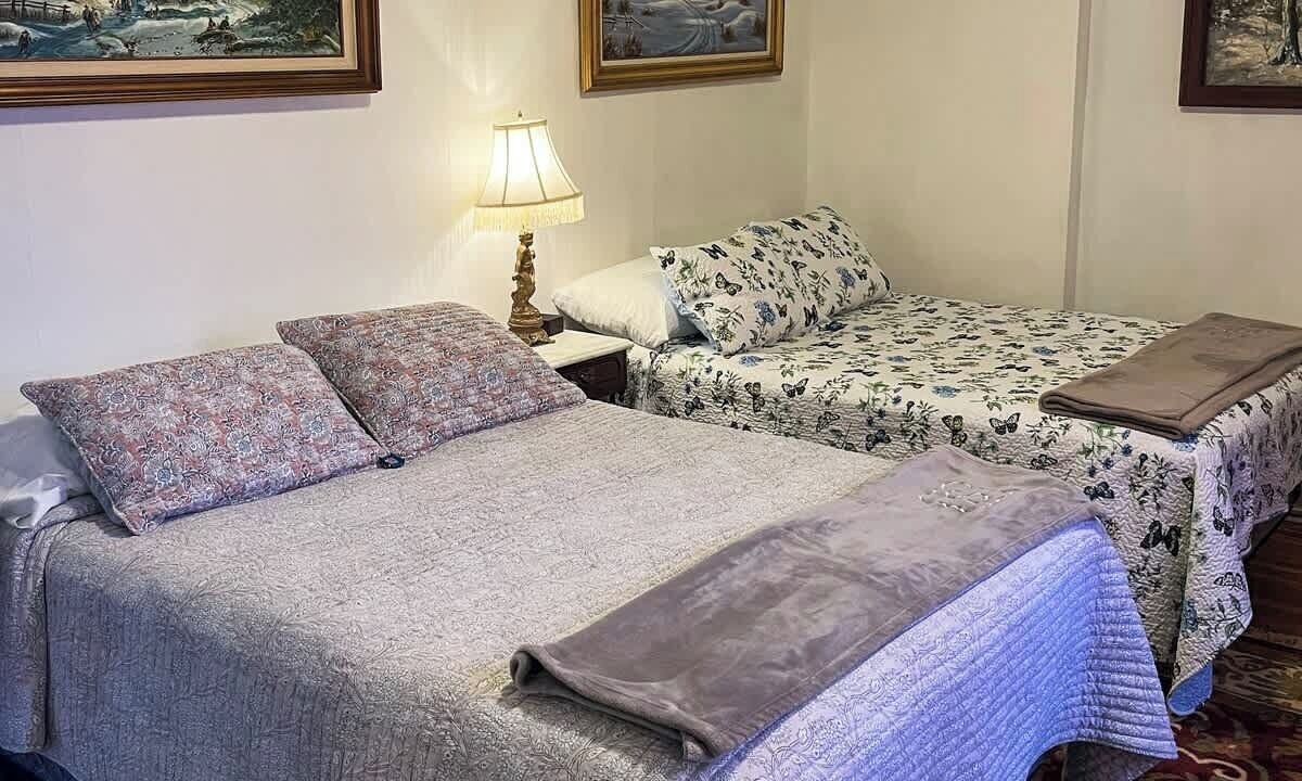 Photo of Bedroom in Seneca Falls