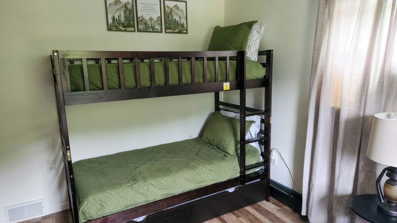 Photo of Bedroom in Penfield