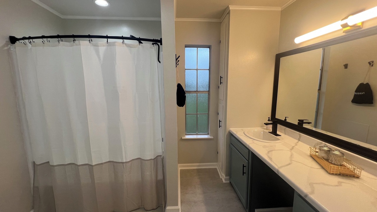 Photo of Bathroom in Vivian
