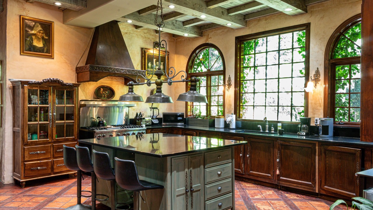 Photo of Kitchen in Sandy