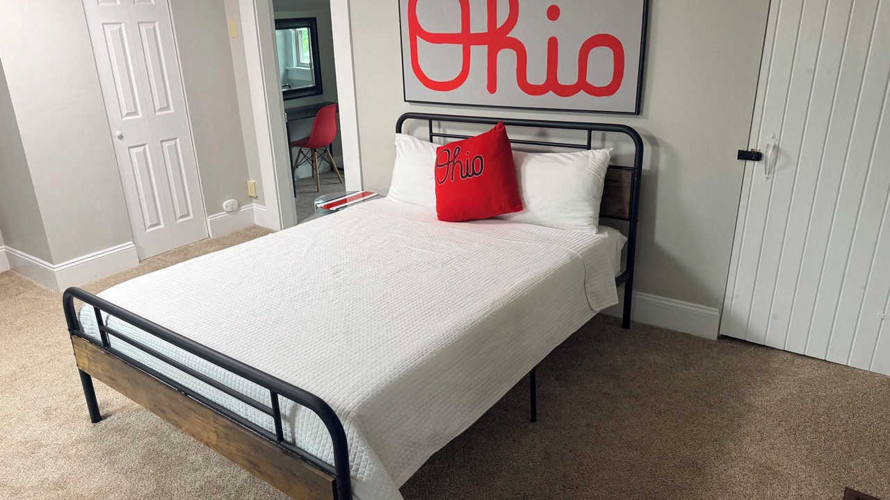 Photo of Bedroom in University District