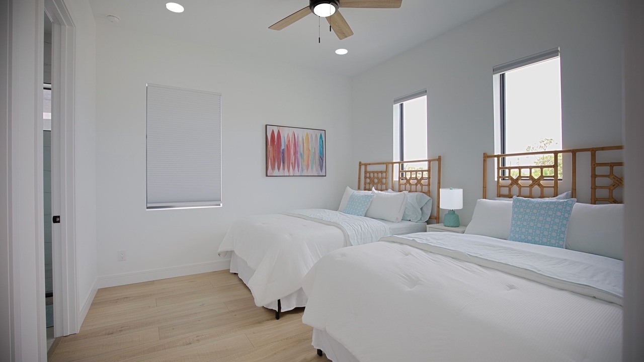 Photo of Bedroom in Naples Park
