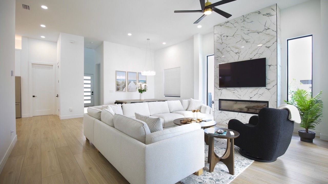 Photo of Livingroom in Naples Park