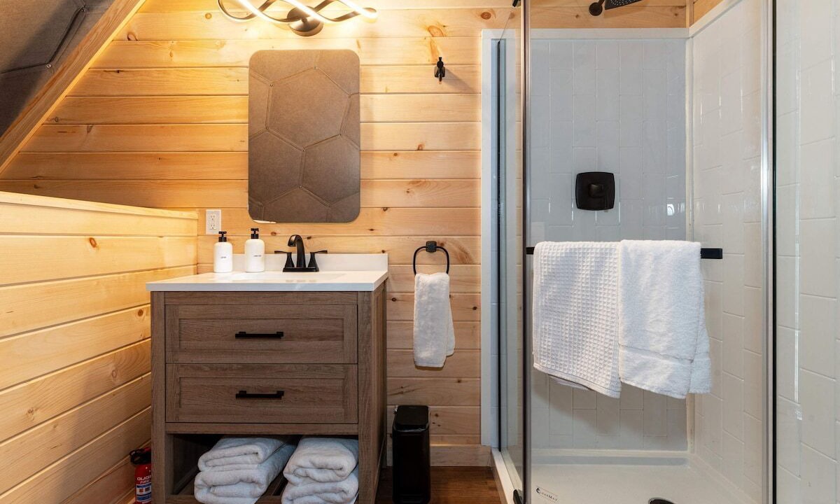 Photo of Bathroom in Sullivan