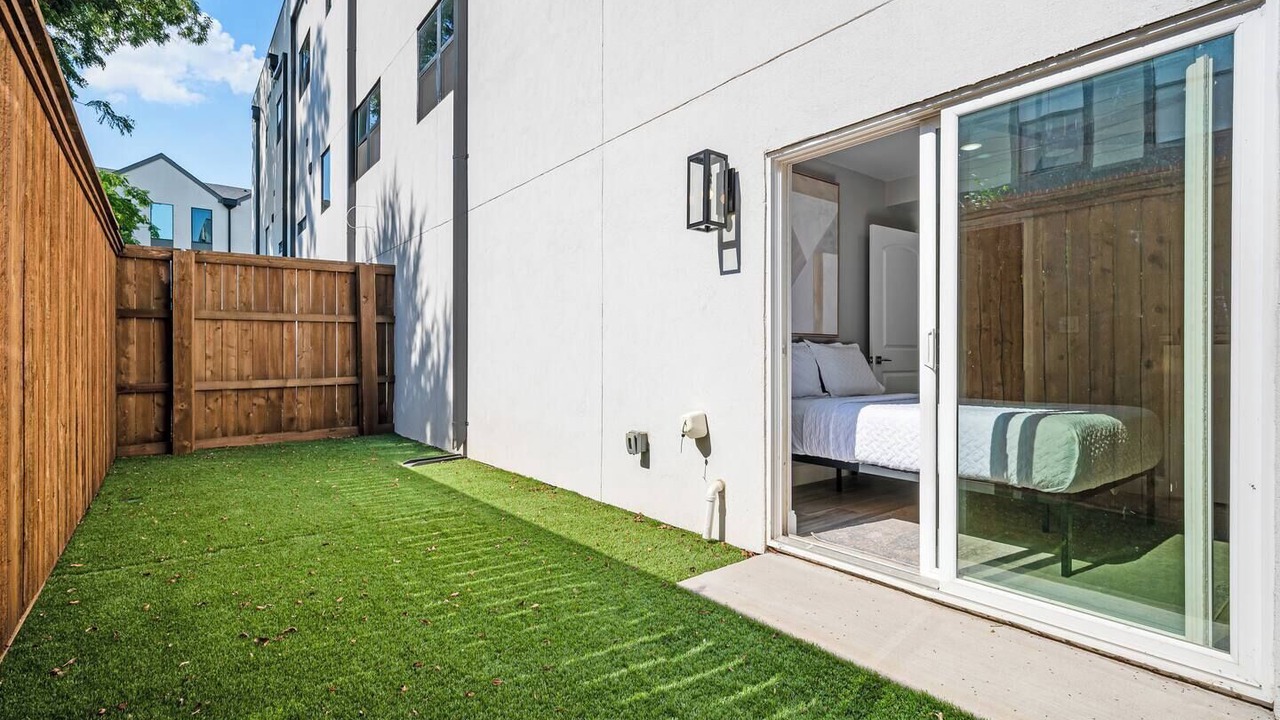 Photo of Outdoor in Old East Dallas