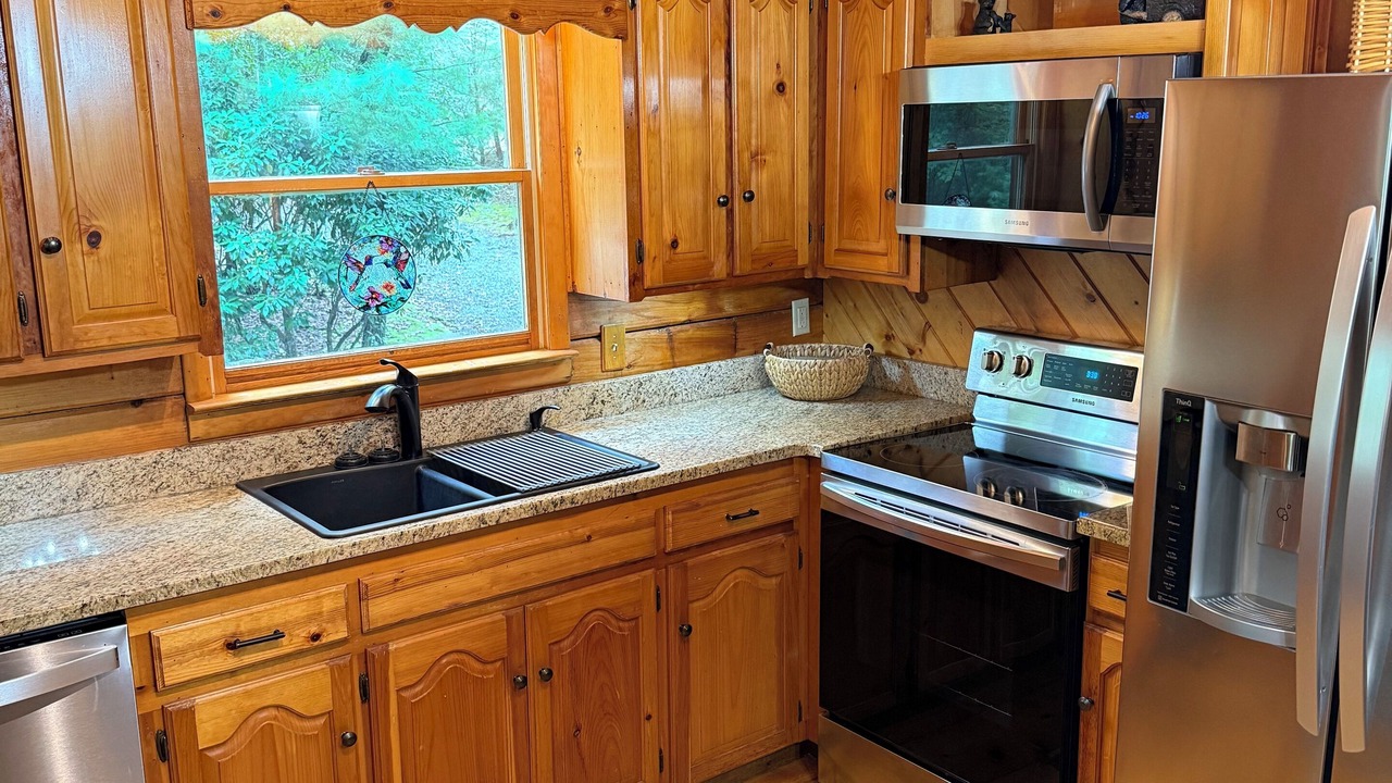 Photo of Kitchen in Raccoon Ridge