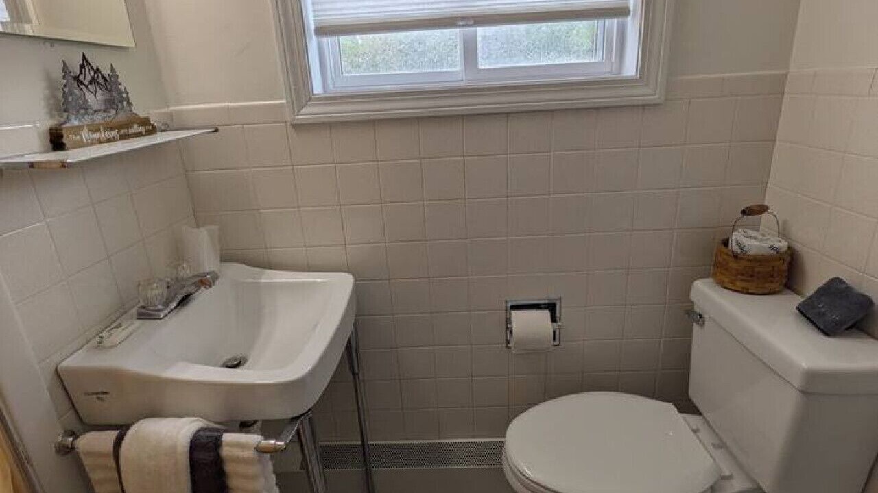 Photo of Bathroom in Canaan