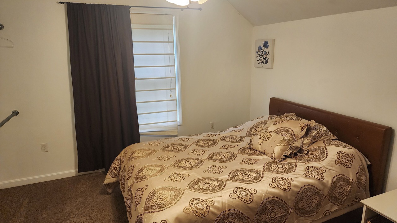 Photo of Bedroom in Brewer