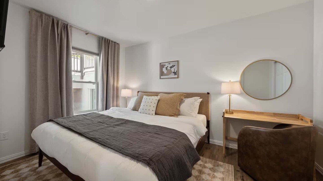 Photo of Bedroom in Clintonville