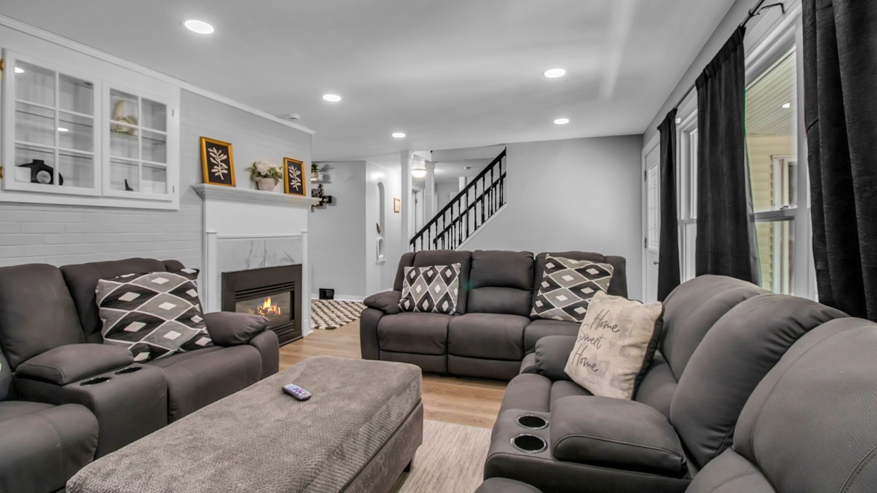 Photo of Livingroom in Williamsville