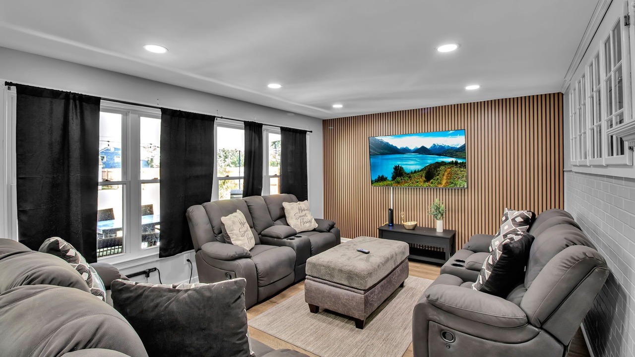 Photo of Livingroom in Williamsville