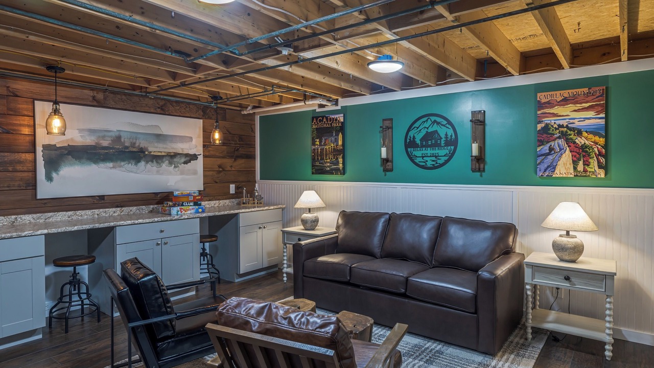 Photo of Livingroom in Ellsworth