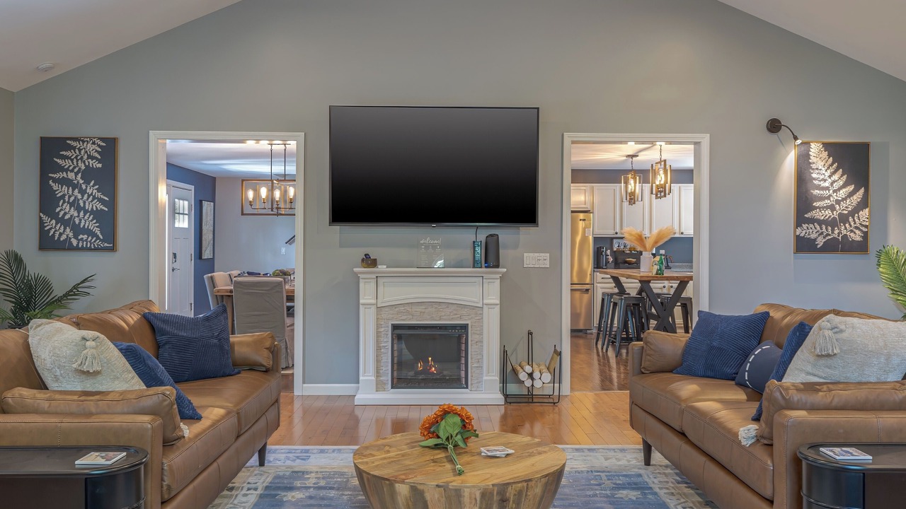 Photo of Livingroom in Ellsworth