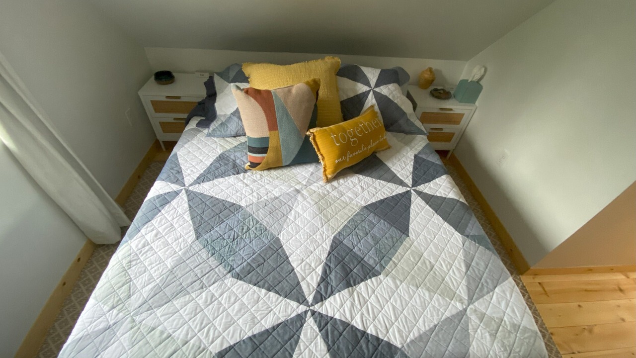 Photo of Bedroom in Homer
