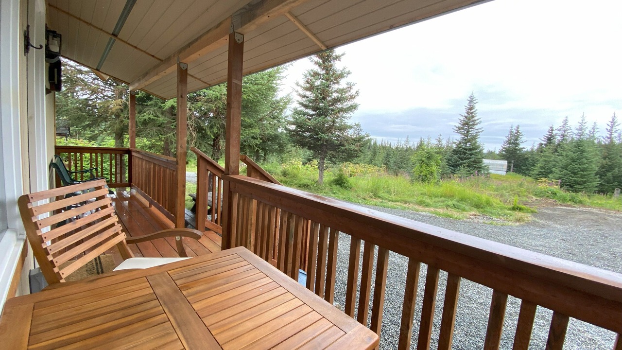 Photo of Patio Balcony in Homer