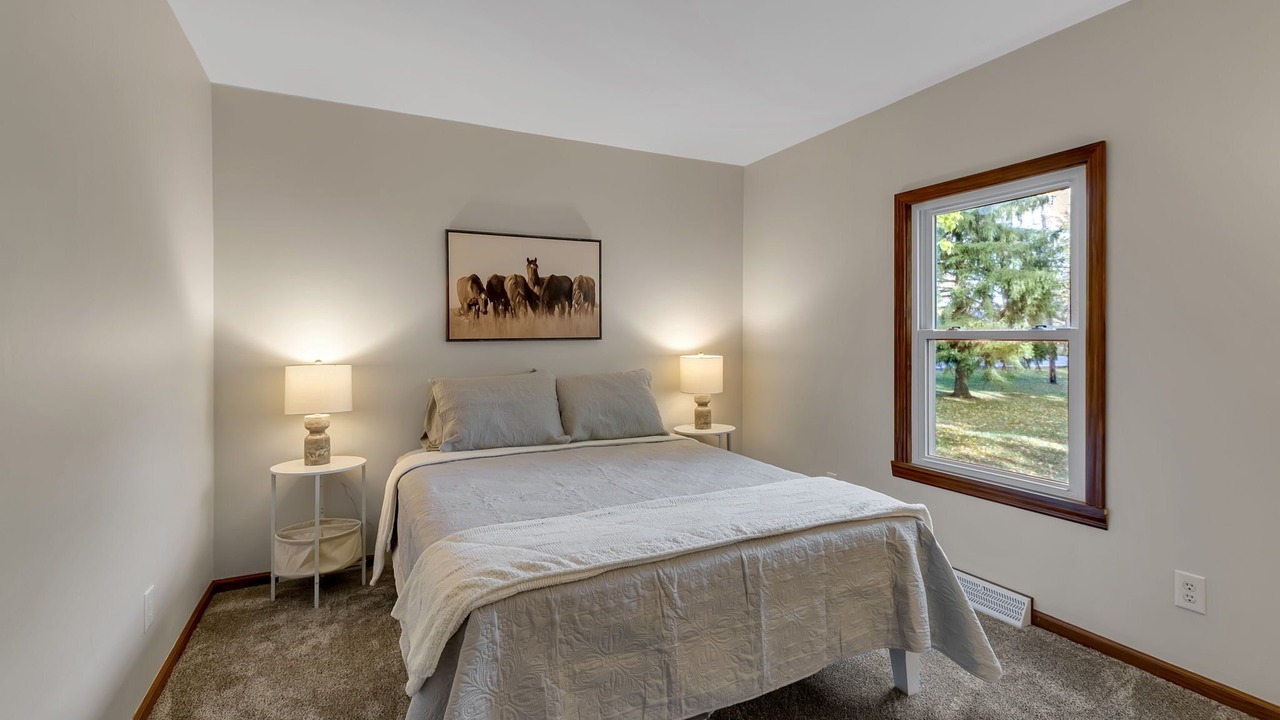 Photo of Bedroom in Crittenden