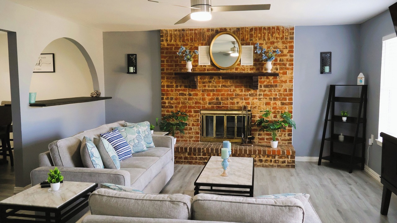 Photo of Livingroom in South Arlington