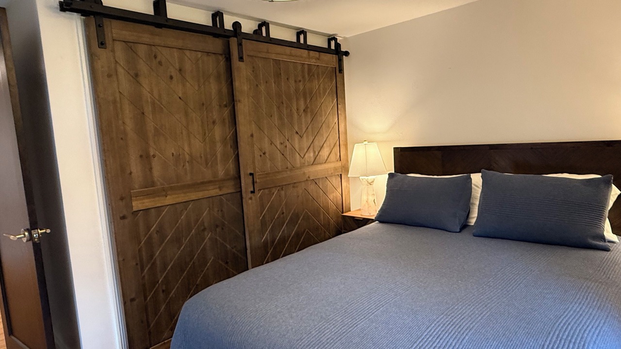 Photo of Bedroom in Williamsville