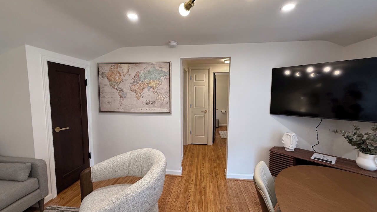 Photo of Livingroom in Williamsville