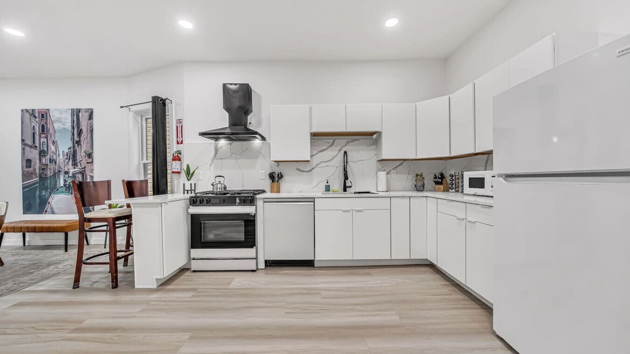 Photo of Kitchen in Front Park