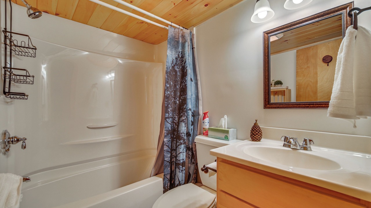 Photo of Bathroom in Magalloway Plantation