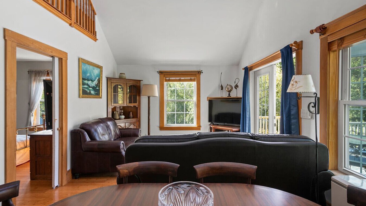 Photo of Livingroom in Falmouth