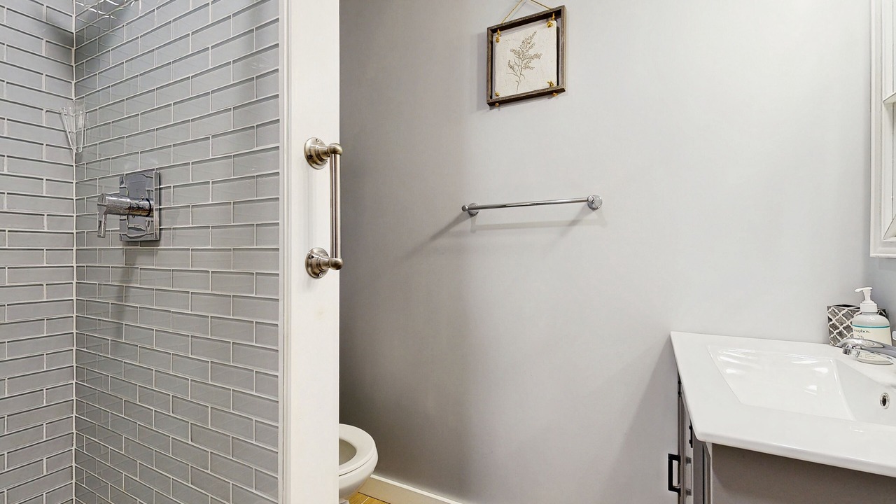 Photo of Bathroom in Monmouth