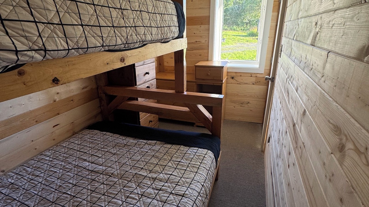 Photo of Bedroom in Clam Gulch