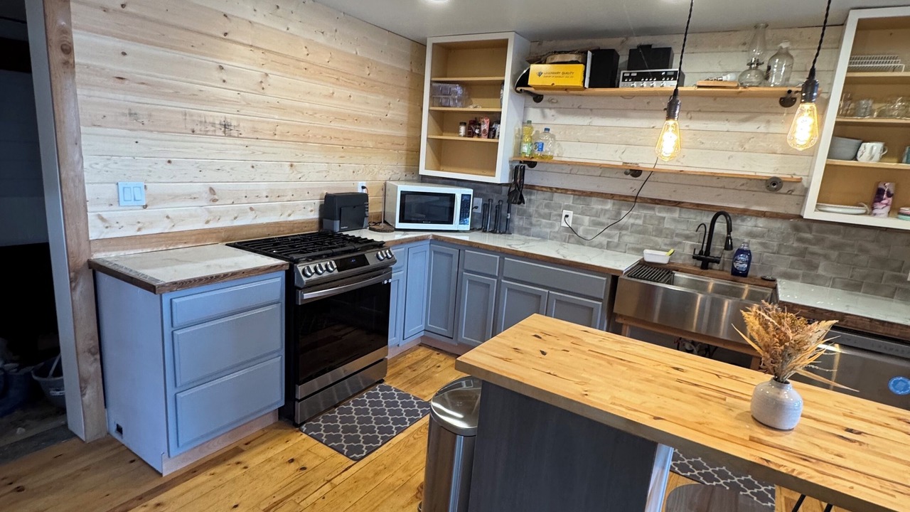 Photo of Kitchen in Clam Gulch