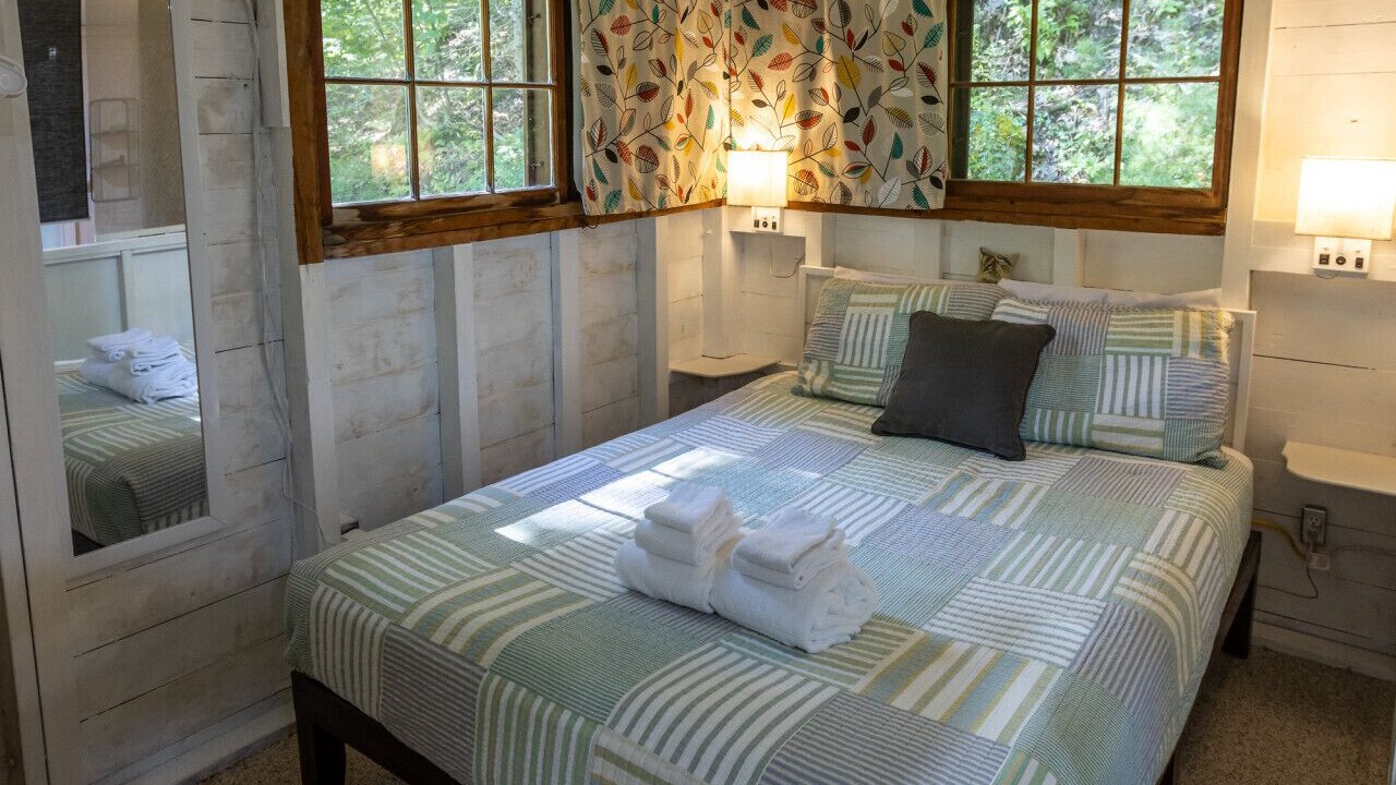 Photo of Bedroom in Boothbay