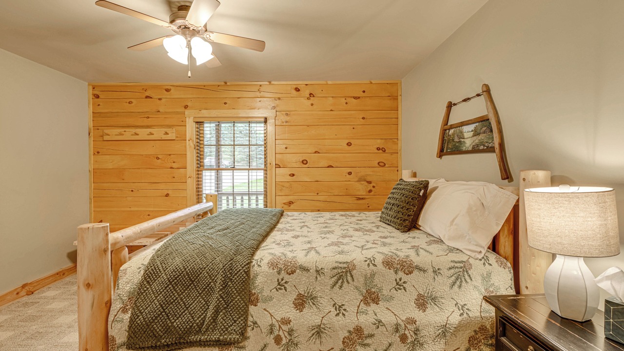 Photo of Bedroom in Harrison Valley