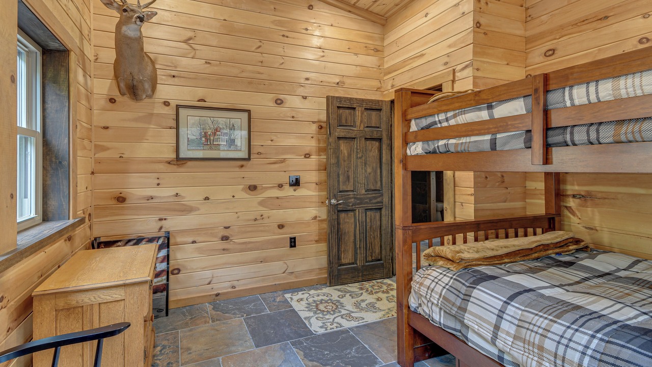 Photo of Bedroom in Cameron