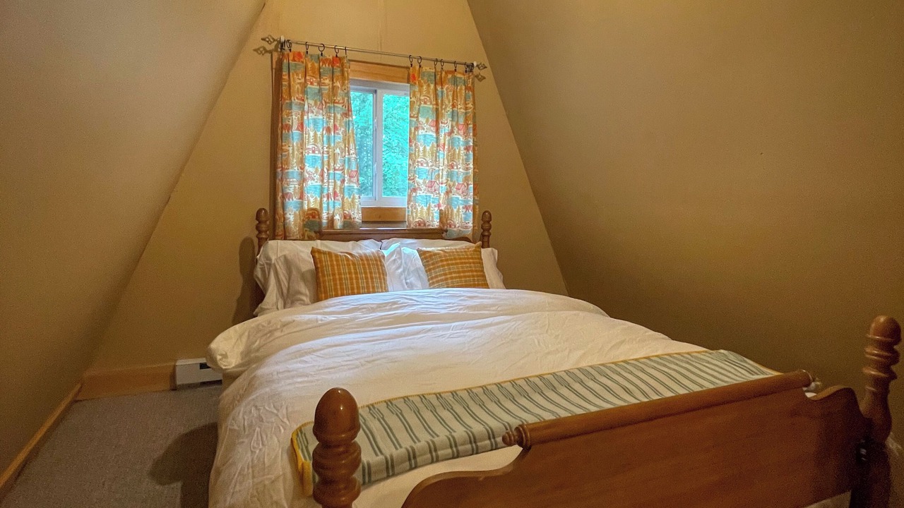 Photo of Bedroom in Lake Pleasant