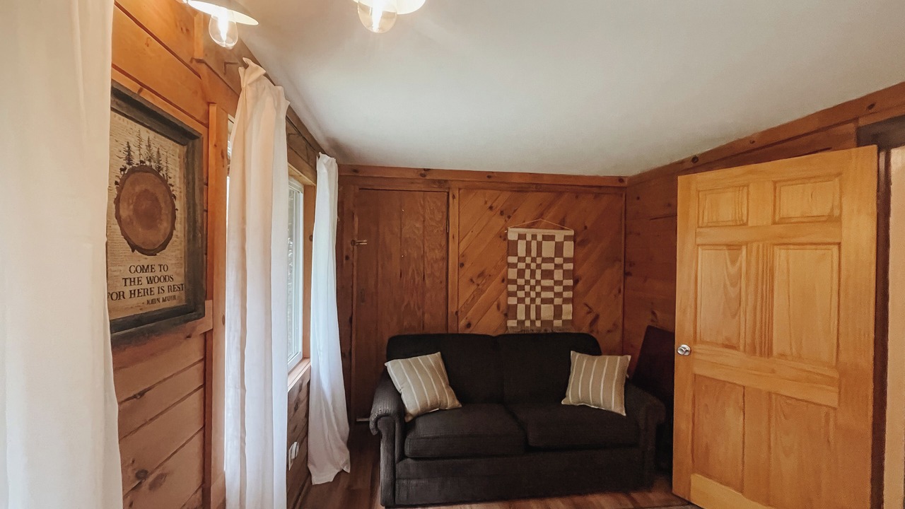 Photo of Livingroom in Lake Pleasant