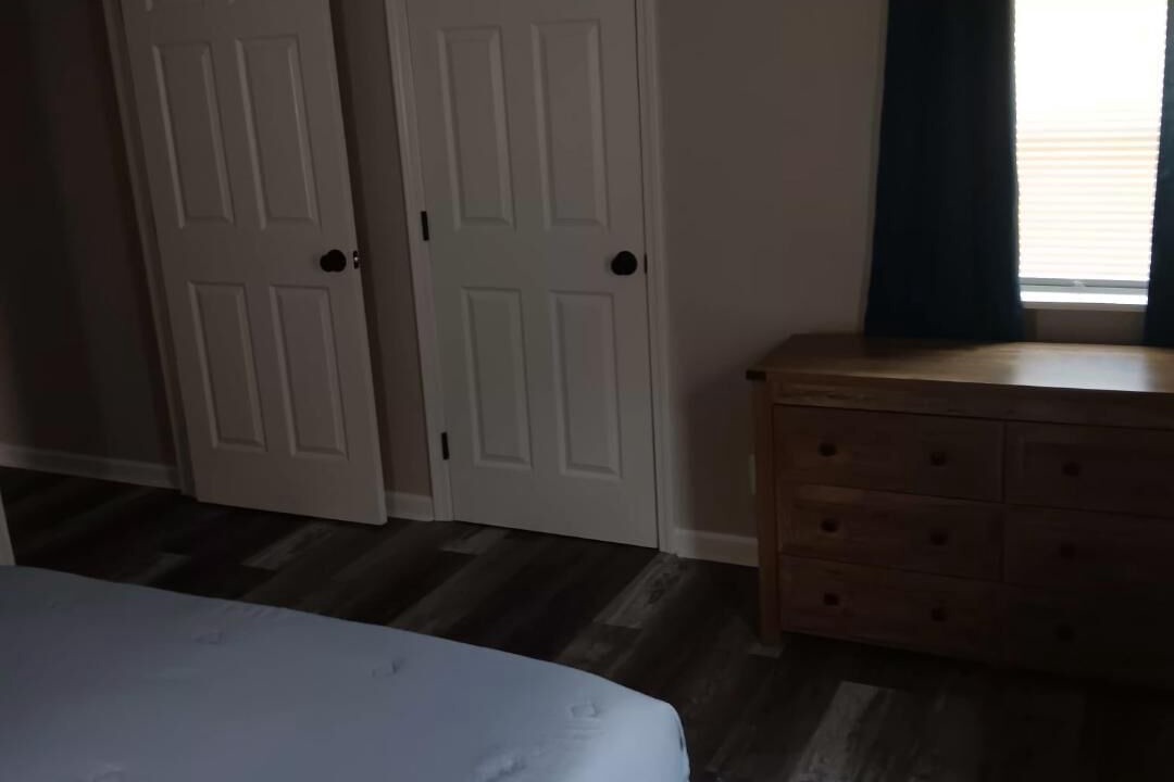 Photo of Bedroom in Central City