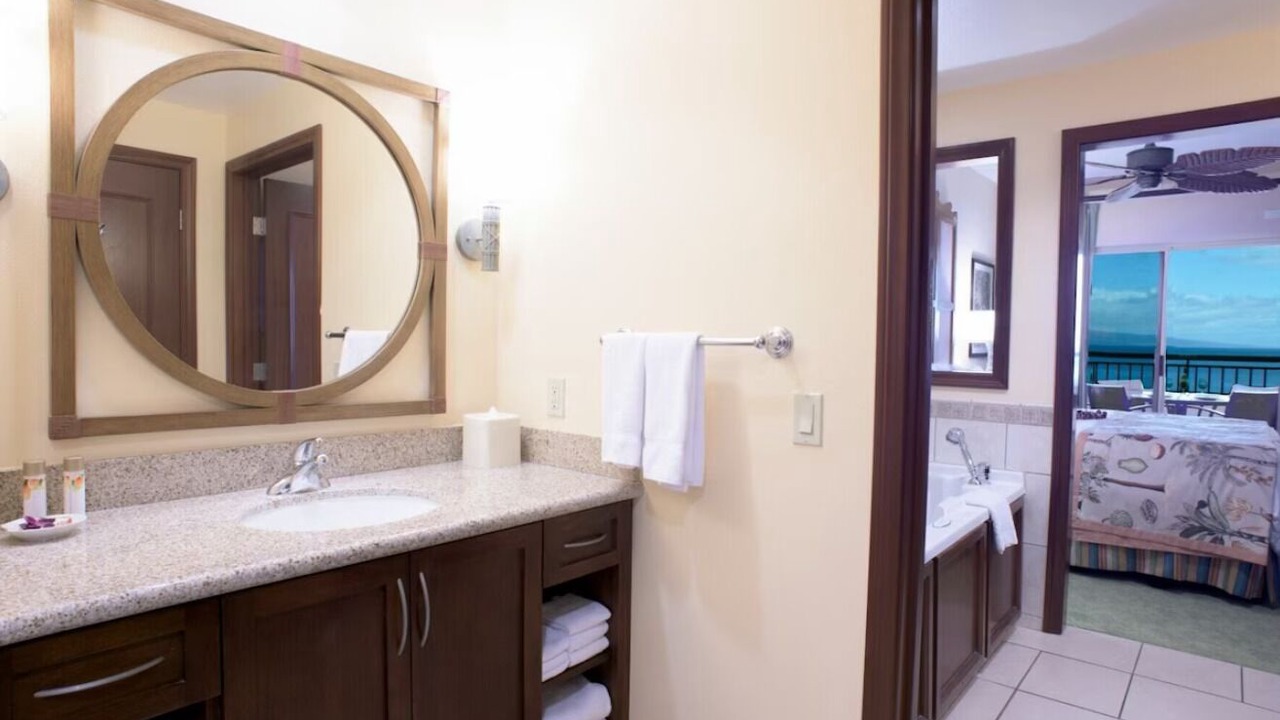 Photo of Bathroom in Lahaina